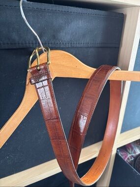 Martin Dingman Imported Alligator grain Calfskin with Brass Buckle